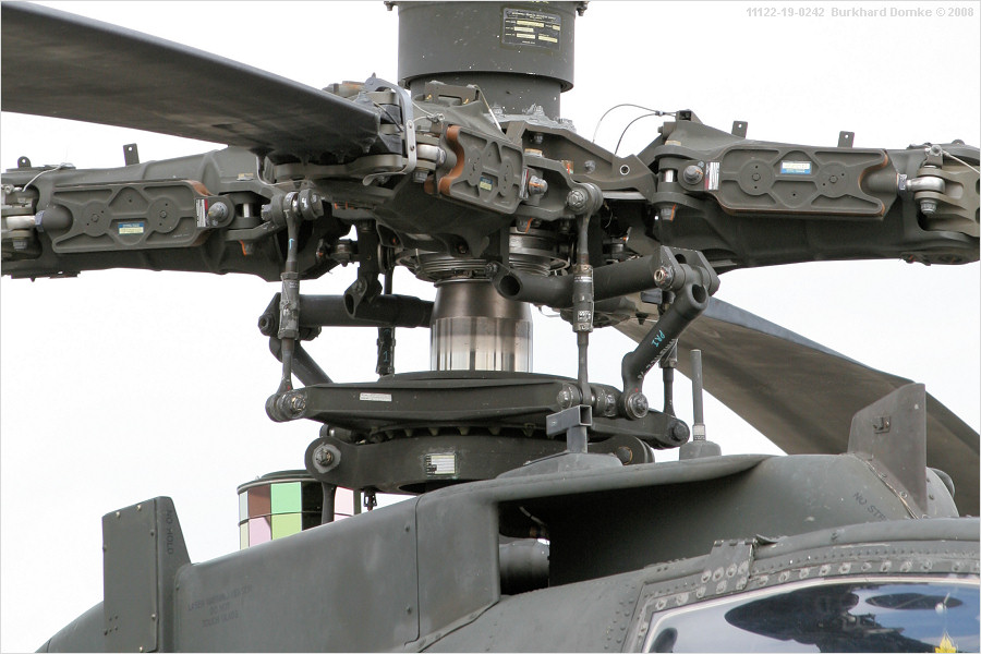 Boeing AH-64D Apache s/n 00-05207 US Army