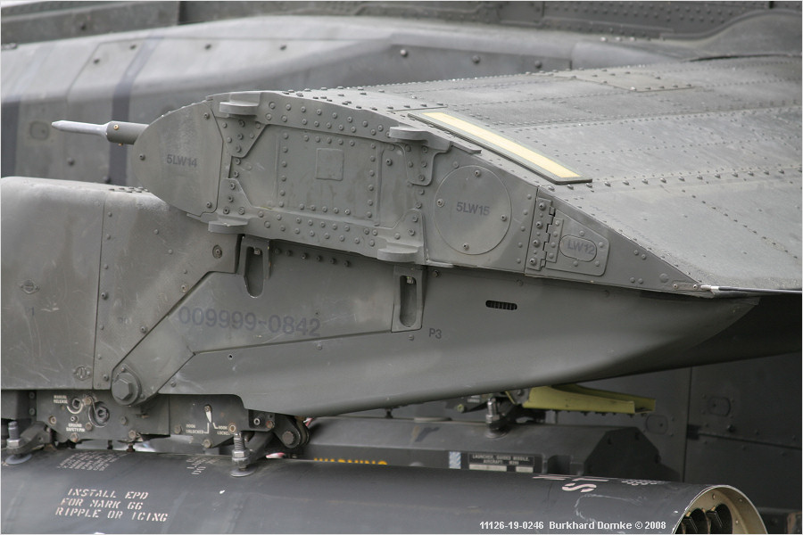 Boeing AH-64D Apache s/n 00-05207 US Army