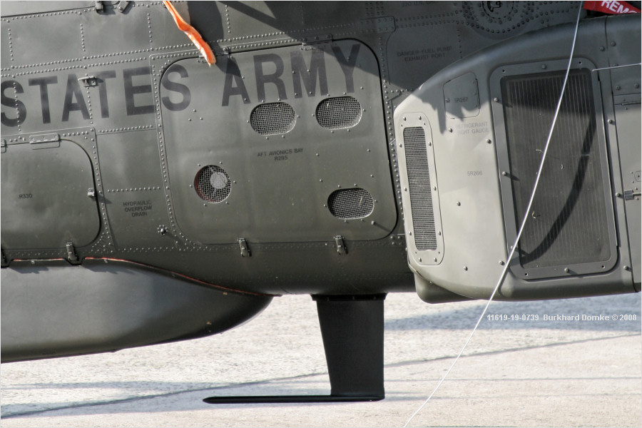 Boeing AH-64D Apache s/n 00-05207 US Army