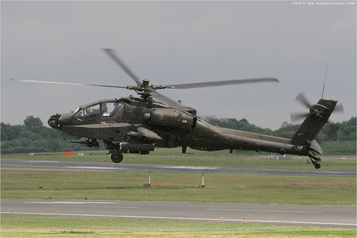 Boeing AH-64D  s/n 98-0108  RNLAF Q-08  Belgian Helidays 2007