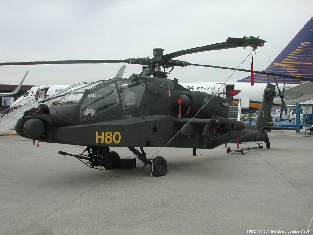 Boeing AH-64D Apache s/n 98-0124 RNLAF Q-24