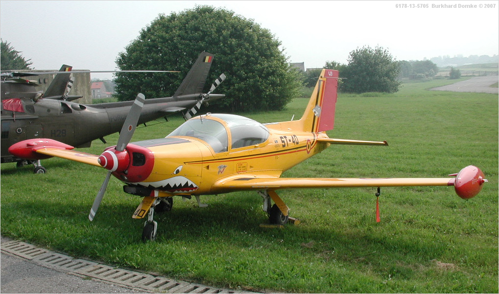 Belgian Helidays 2003 - SIAI Marchetti SF260D Belgian Air Force