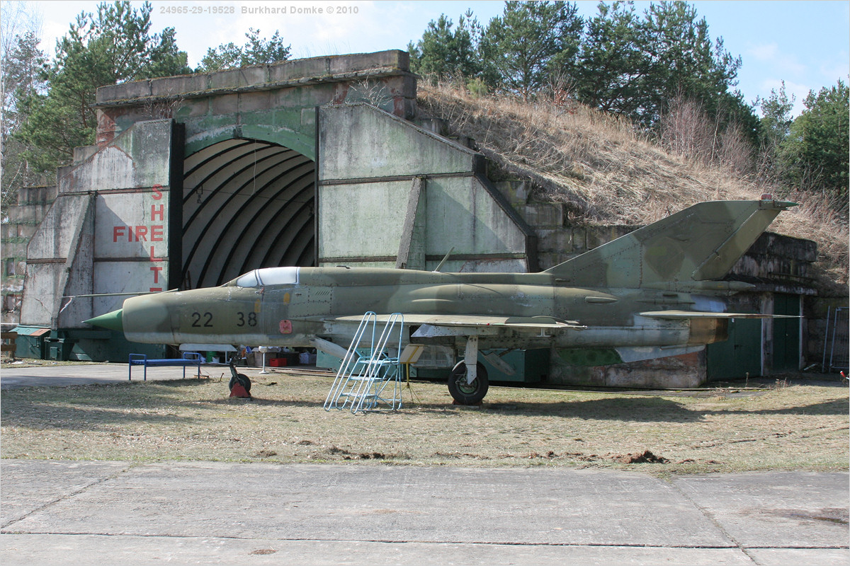 MiG-21SPS Luftwaffe s/n 22+38 c/n 94A55509 Luftfahrt-Museum Finowfurt