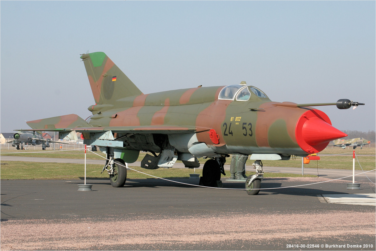 MiG-21bis Fishbed s/n 24+53 (NVA 990) Luftwaffenmuseum