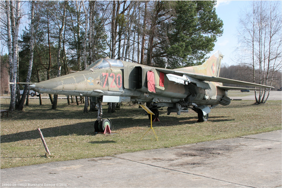 MiG-23BN Luftwaffe 20+55 (NVA 720) Luftfahrt-Museum Finowfurt