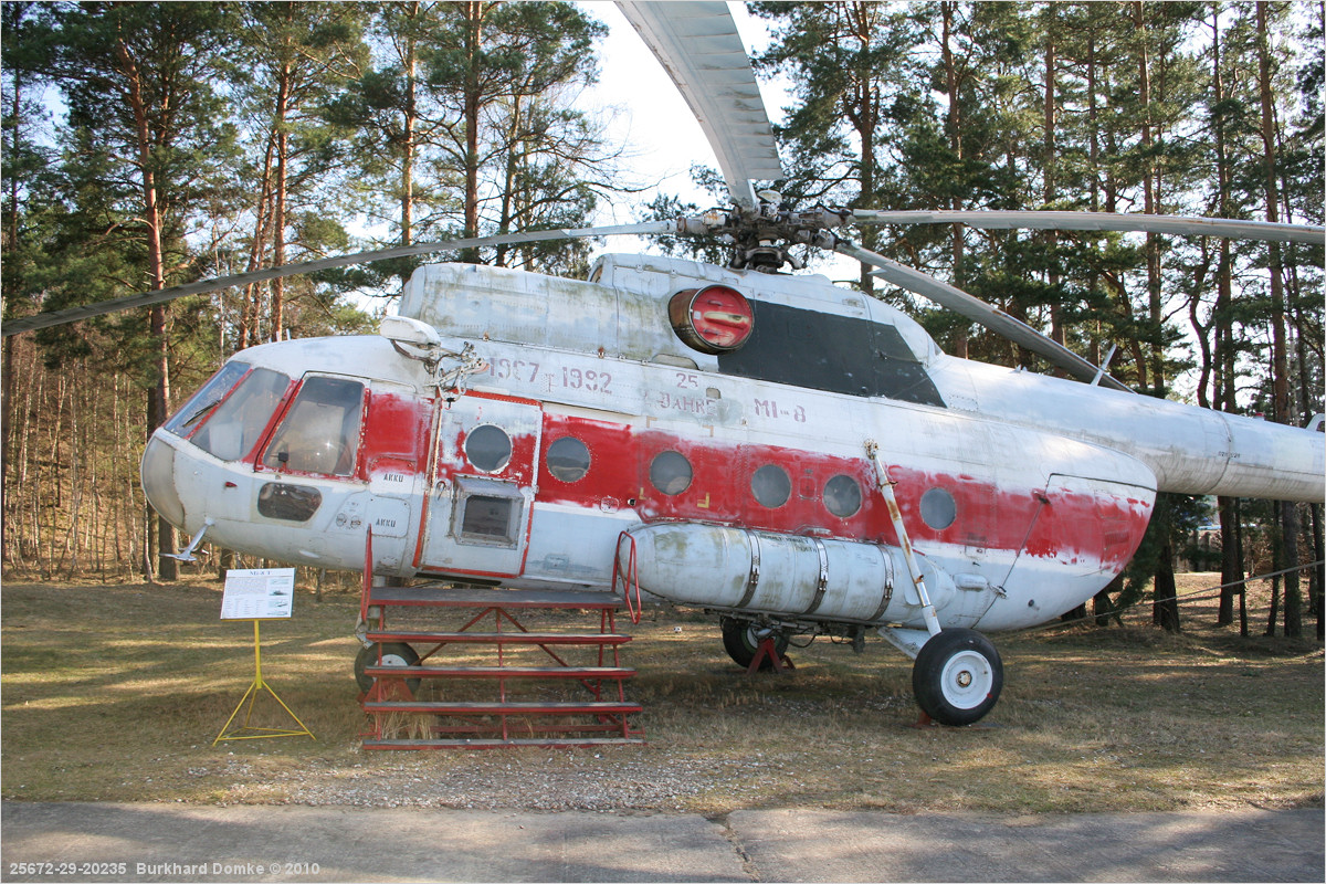 Mi-8T s/n D-HOXA c/n 0211 Luftfahrt-Museum Finowfurt
