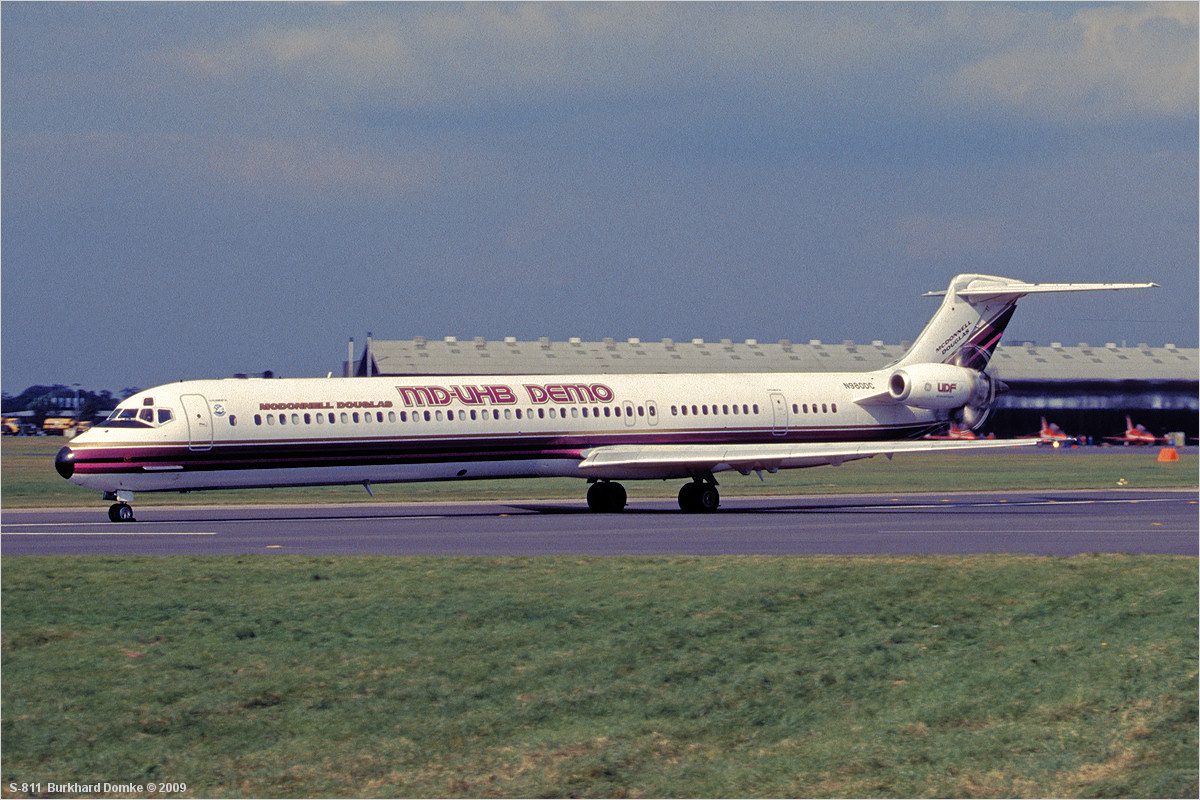 McDonnell Douglas MD-81 UHB Demonstrator s/n N980DC with GE36-UDF propfan engine