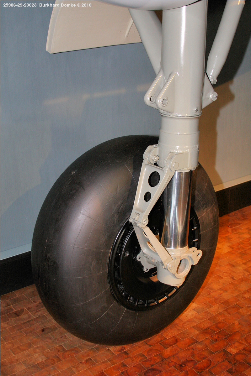 Ju188 main landing gear - Deutsches Technikmuseum Berlin