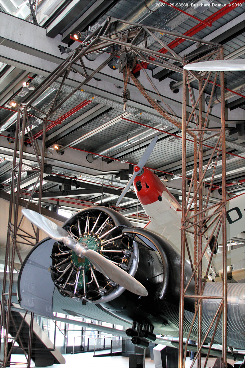 WW2 Luftwaffe Field Maintenacne Gantry Crane - Deutsches Technikmuseum Berlin