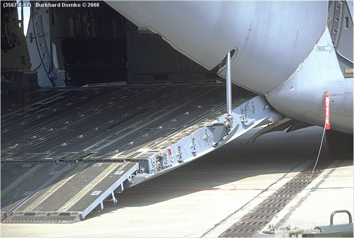 Boeing C-17A Globemaster III - USAF s/n 96-0006 'Spirit of Berlin'