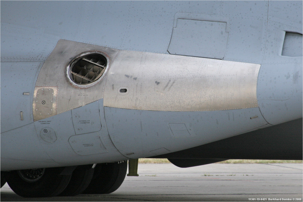 Boeing C-17A Globemaster III - USAF s/n 96-0006 'Spirit of Berlin'