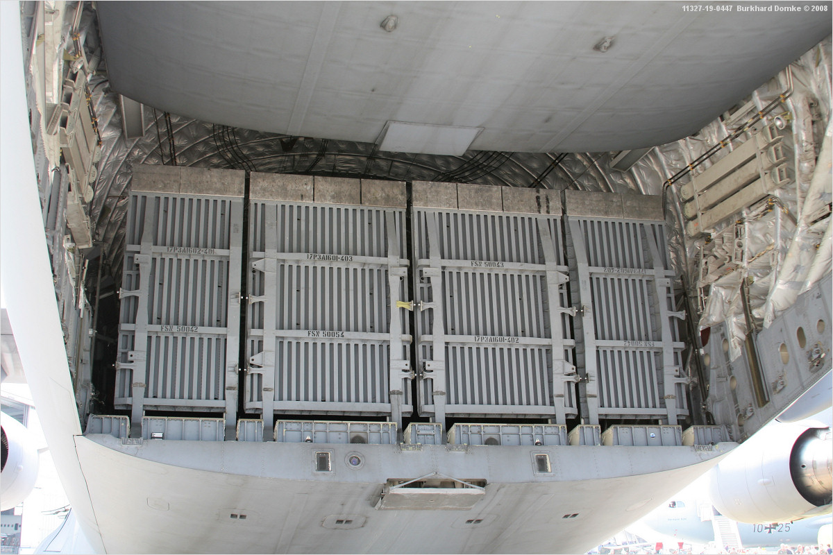 Boeing C-17A Globemaster III - USAF s/n 96-0006 'Spirit of Berlin'