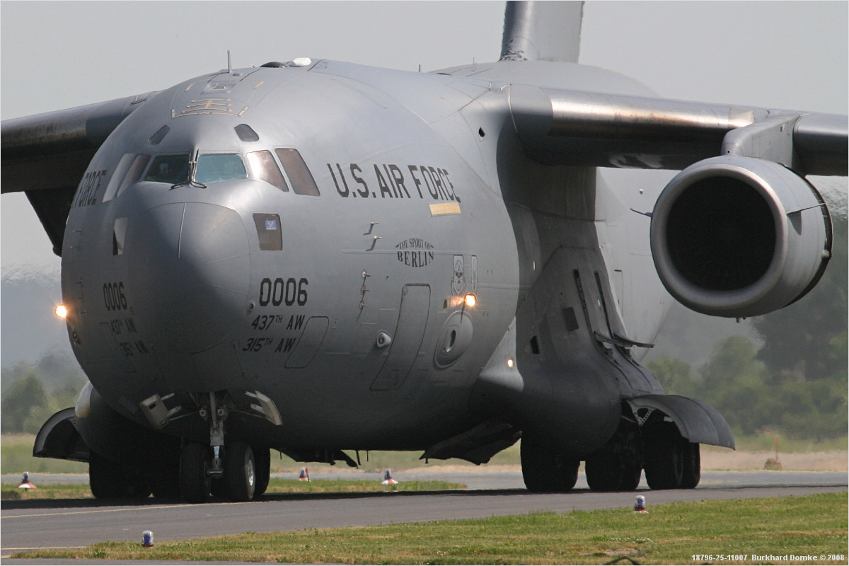 Boeing C-17A Globemaster III - USAF s/n 96-0006 'Spirit of Berlin'