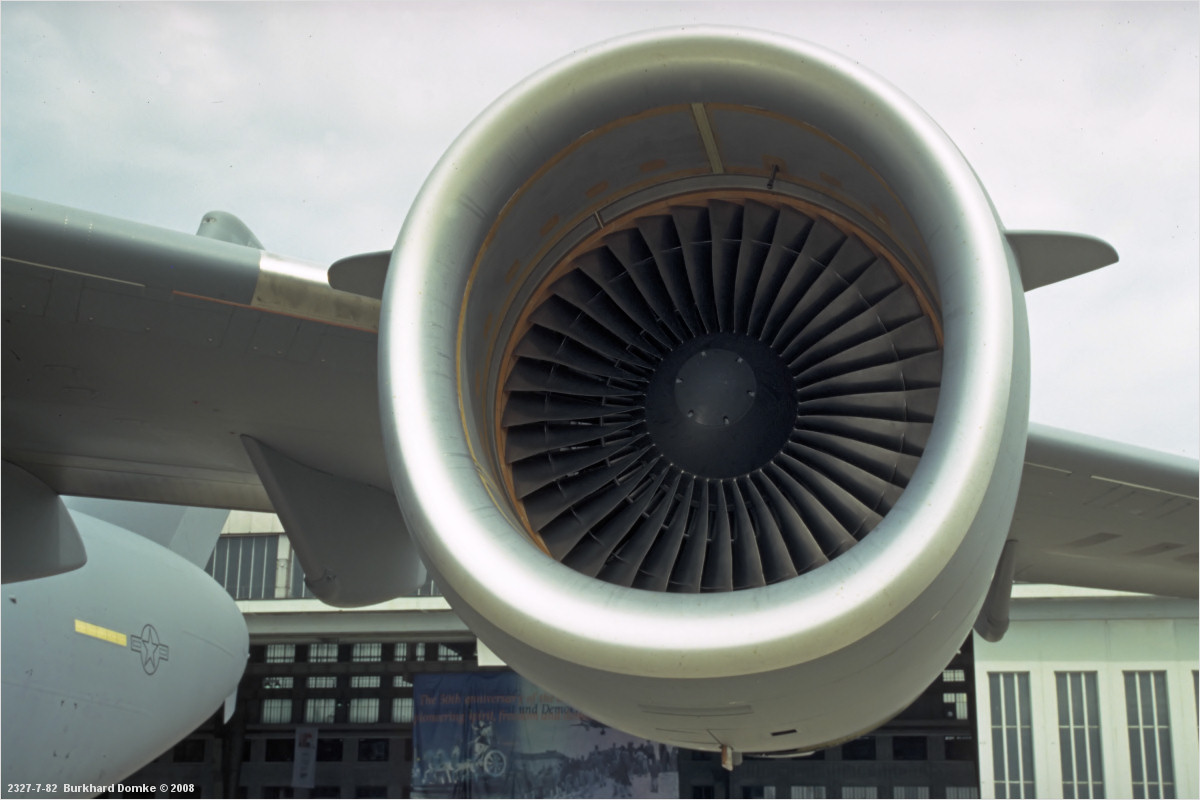 Boeing C-17A Globemaster III - USAF s/n 96-0006 'Spirit of Berlin'