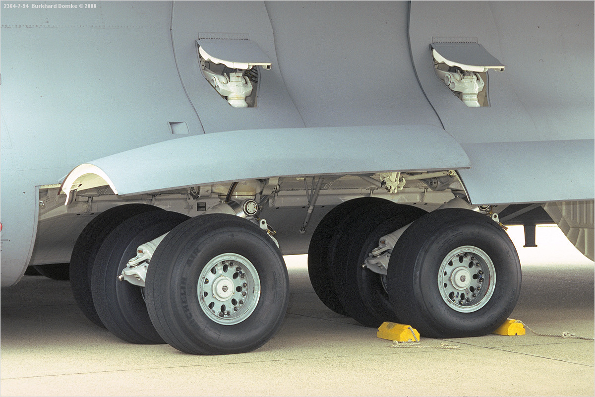 Boeing C-17A Globemaster III - USAF s/n 96-0006 'Spirit of Berlin'