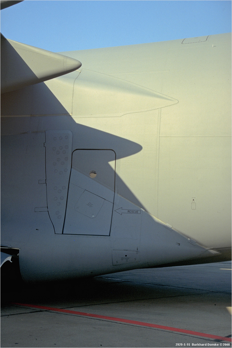 Boeing C-17A Globemaster III - USAF s/n 96-0006 'Spirit of Berlin'
