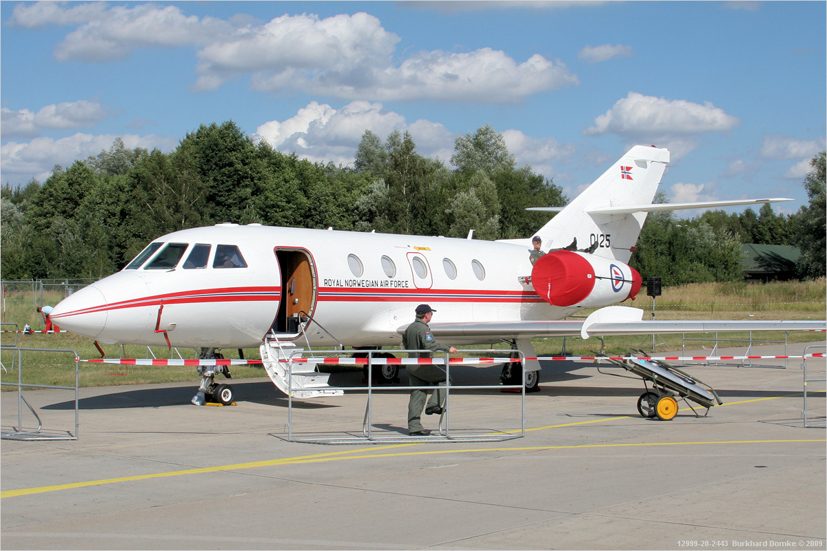 Rostock-Laage Open House 2006 - Falcon 20C-5 c/n 125 s/n 0125 RNOAF 717 Skv