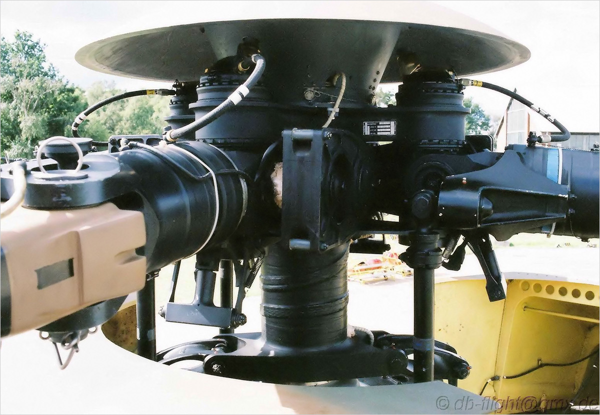 Atlas XH-2 Rooivalk s/n ZU-AHC c/n ADM-001 Farnborough 1994