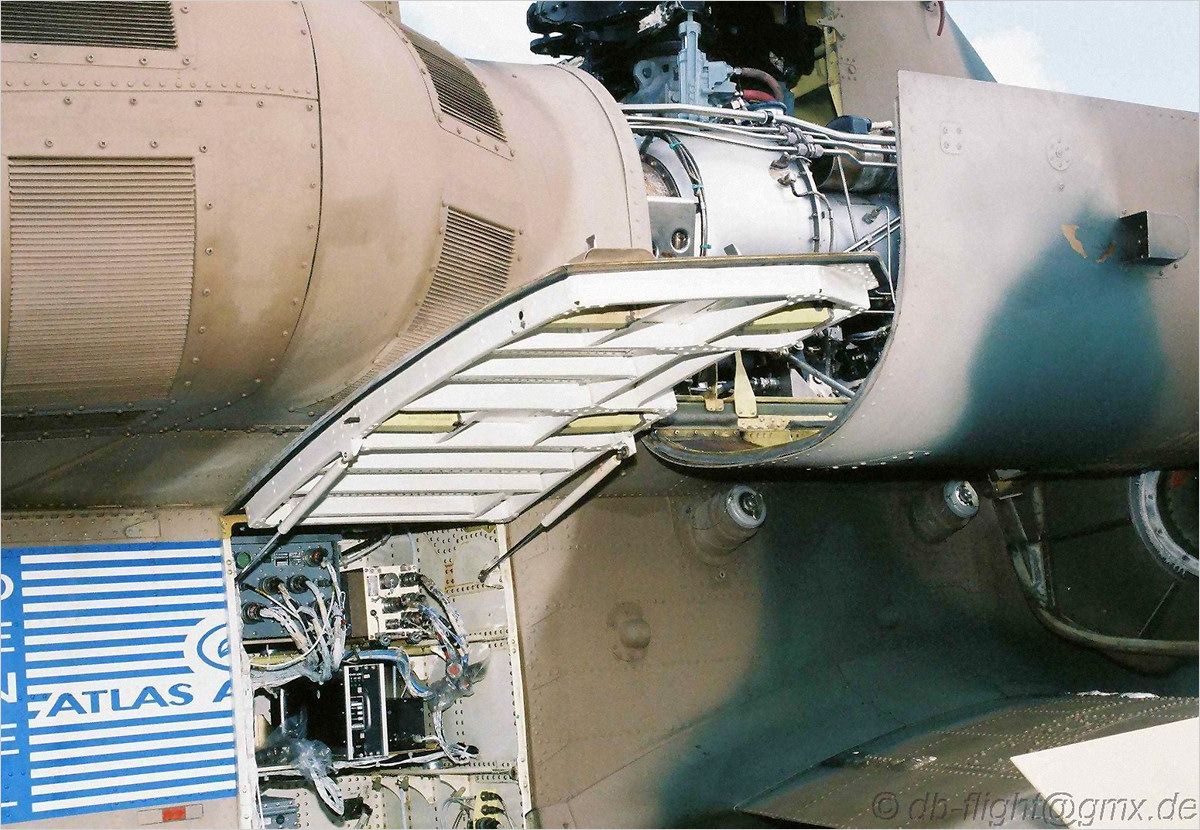 Atlas XH-2 Rooivalk s/n ZU-AHC c/n ADM-001 Farnborough 1994