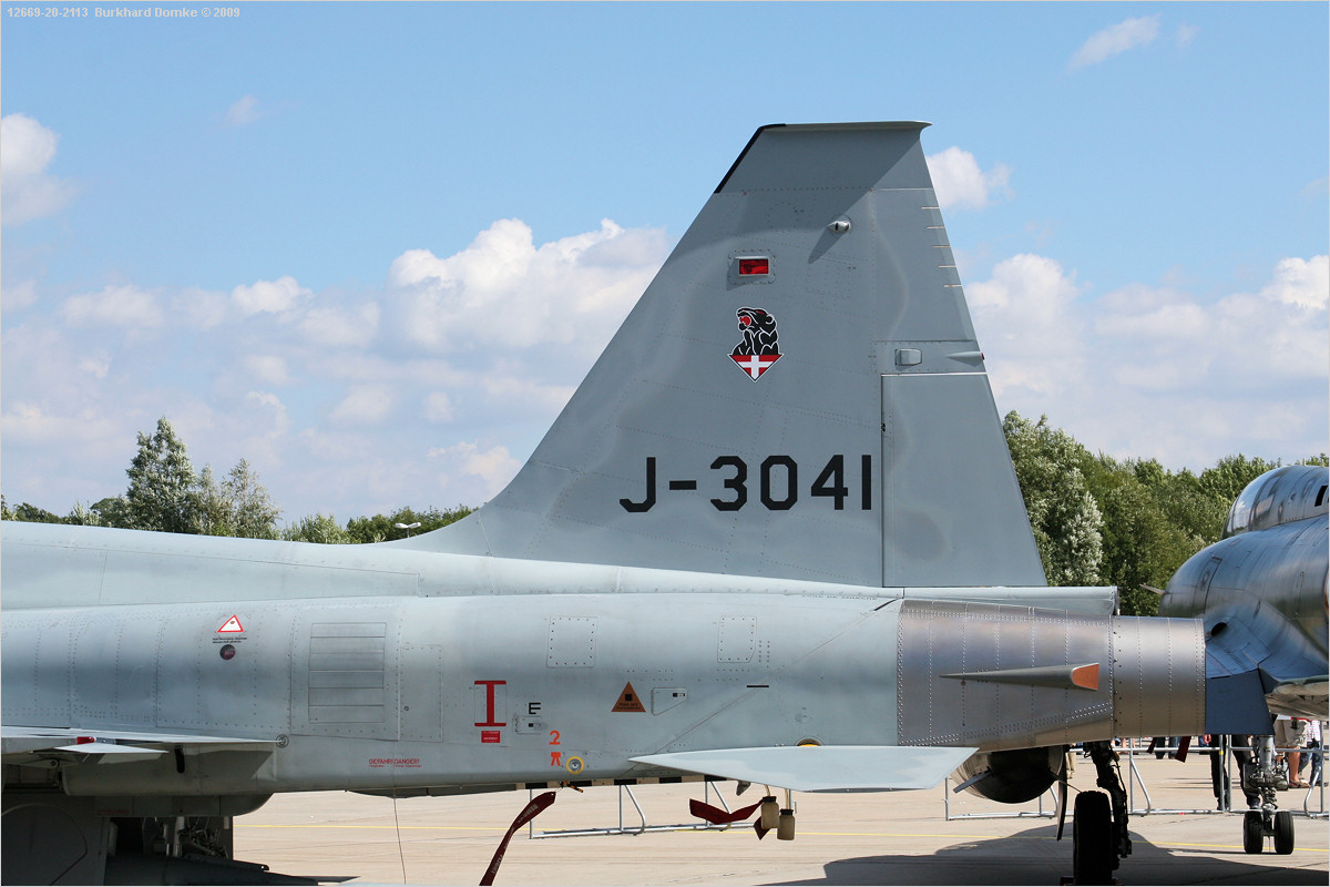 Rostock-Laage Open House 2006 - F-5E s/n 76-1566 modex J-3041 Austrian Air Force