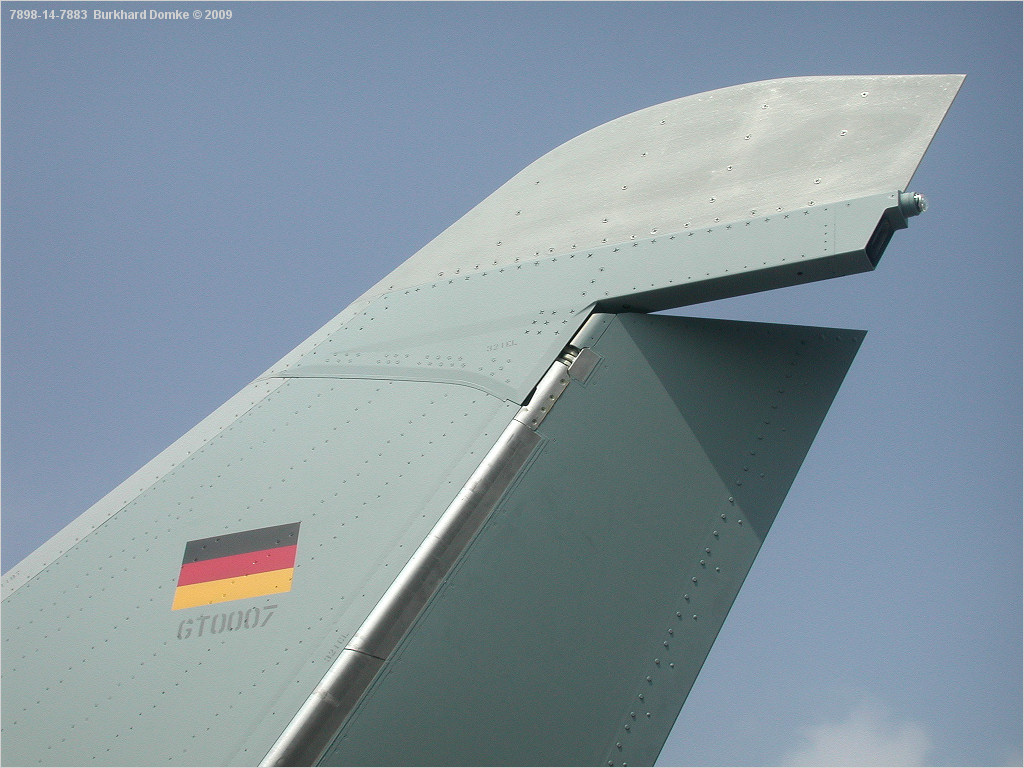 Eurofighter EF2000(T) c/n GT0007 s/n Luftwaffe 98+37