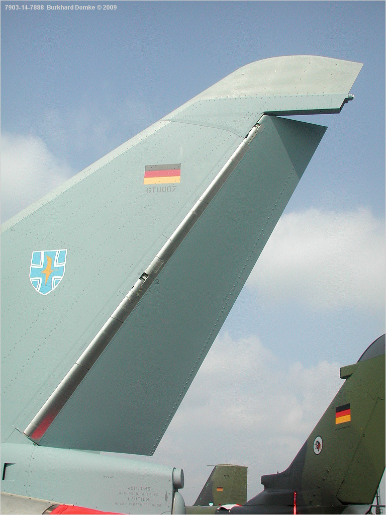 Eurofighter EF2000(T) c/n GT0007 s/n Luftwaffe 98+37