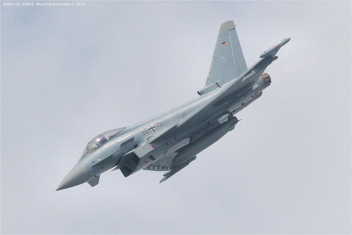 Eurofighter EF2000 Luftwaffe s/n 30+15 c/n GS008