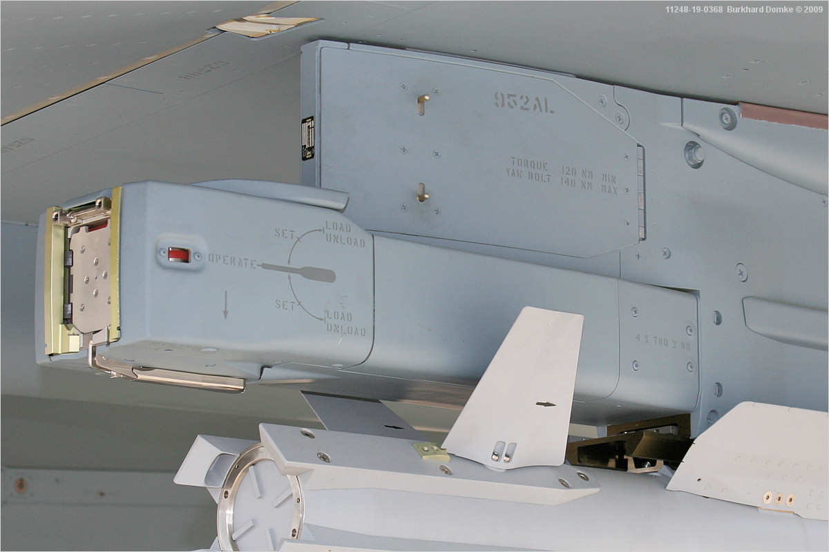 Eurofighter EF2000(T) Luftwaffe 30+20 c/n GT0009 ILA 2006