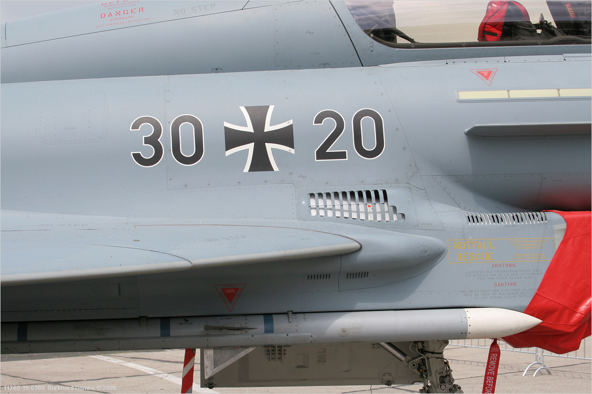 Eurofighter EF2000(T) Luftwaffe 30+20 c/n GT0009 ILA 2006