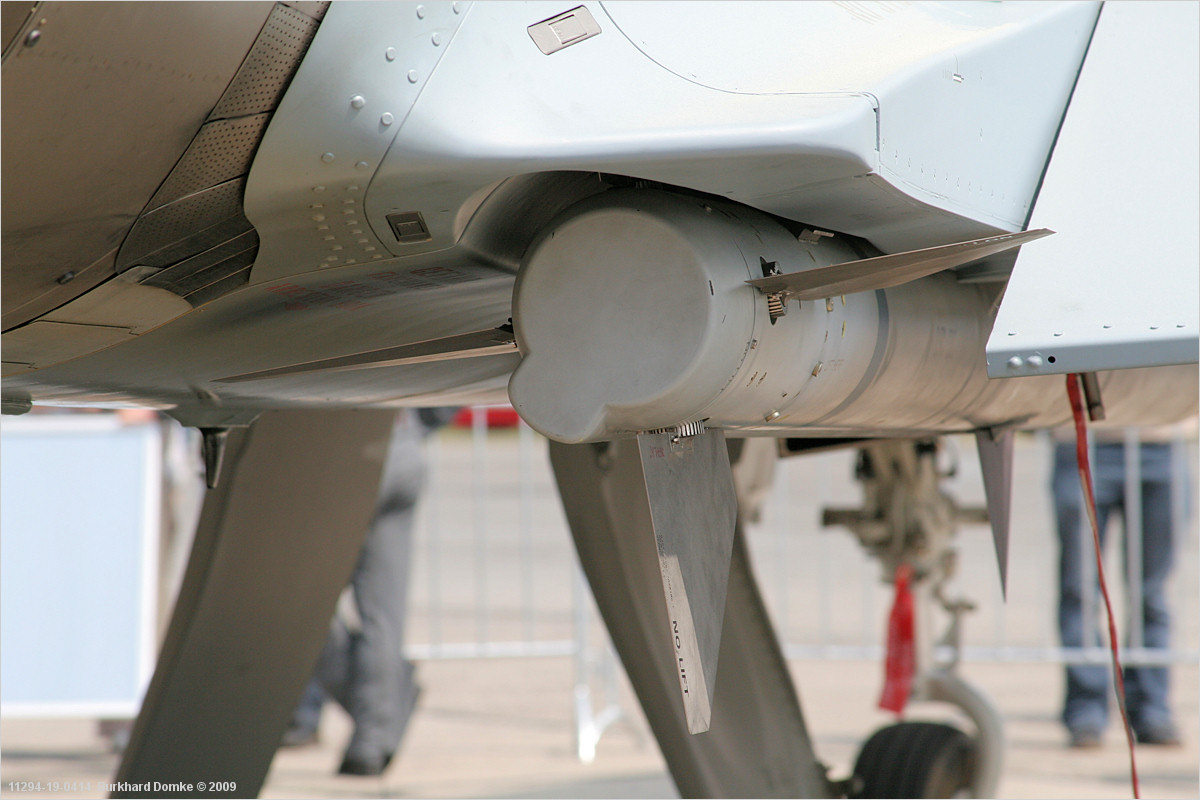 Eurofighter EF2000(T) Luftwaffe 30+20 c/n GT0009 ILA 2006