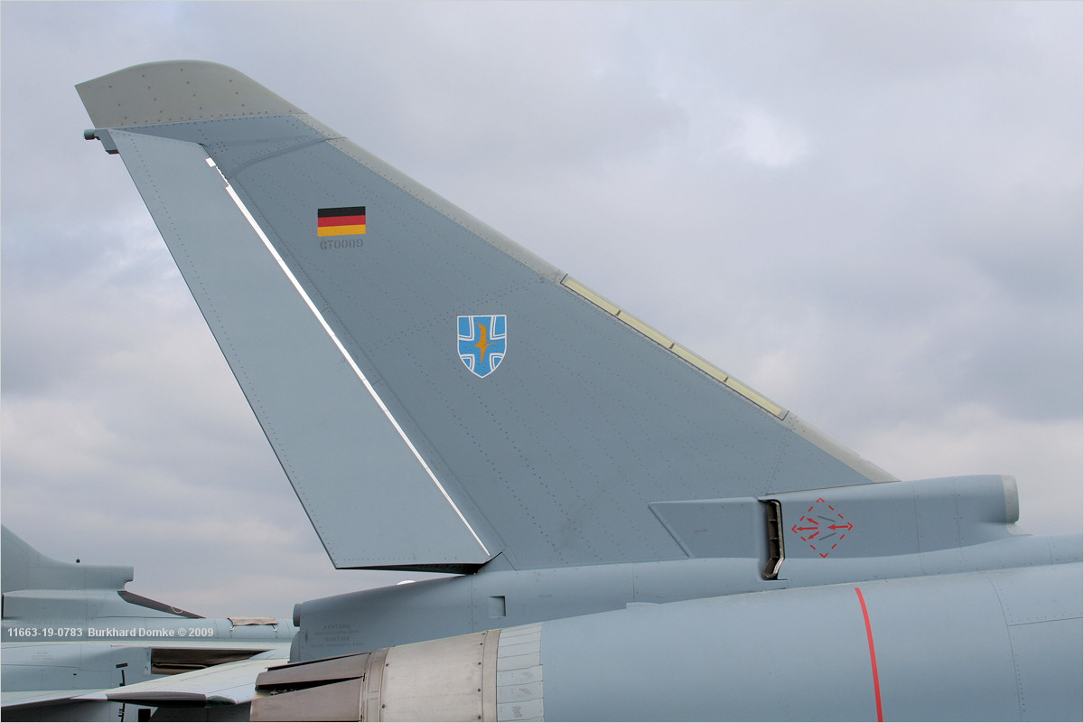 Eurofighter EF2000(T) Luftwaffe 30+20 c/n GT0009 ILA 2006