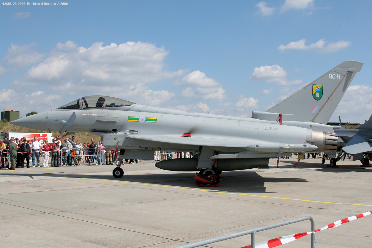 Rostock-Laage Open House 2006 - Typhoon F2 s/n ZJ924 RAF 3 Sqn