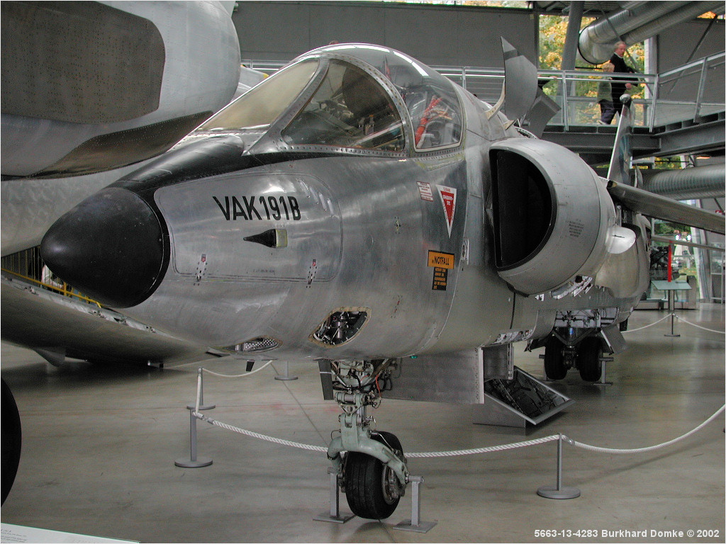 VAK191B s/n D-9563